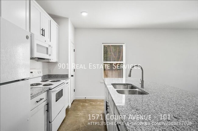 Building Photo - 1571 Court Ave