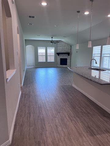 Building Photo - 5313 Amphora Ave