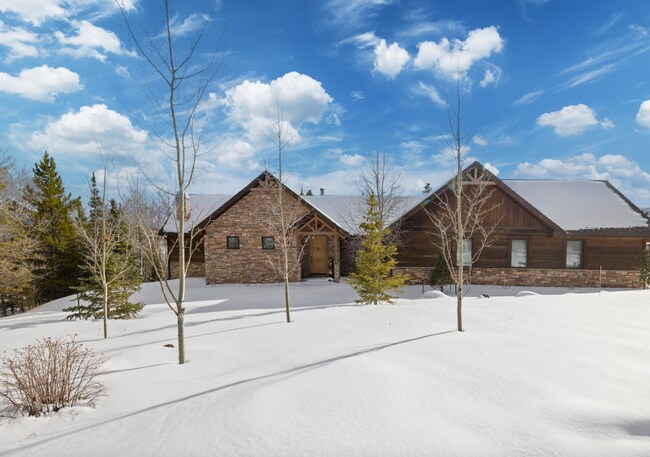 Building Photo - 234 Solomons Ln