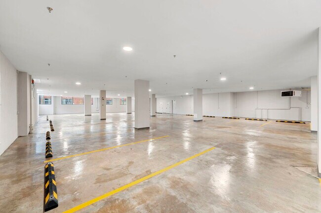 Building Photo - 1606 S Ashland Ave