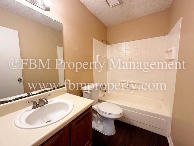 Building Photo - 608A Walter Stephenson - Charming 2 Bedroom, 1 Bathroom Apartment Home in Midlothian, TX!