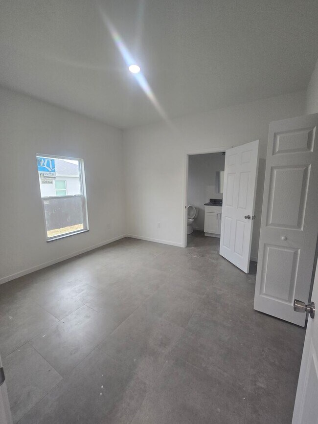 Building Photo - BRAND NEW 2/2/1 -  SW LEHIGH ACRES