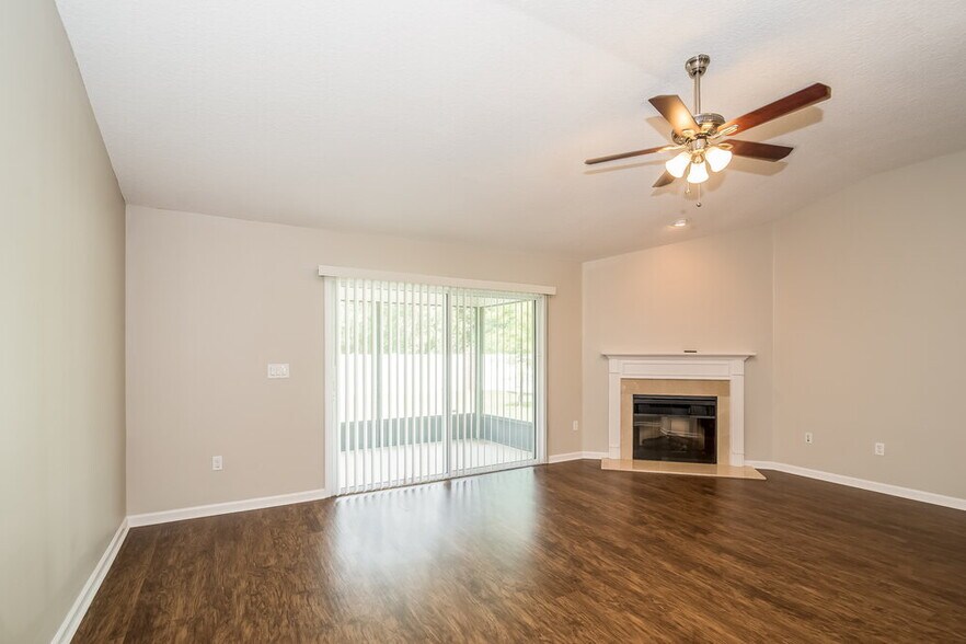 Building Photo - 303 Sanwick Dr