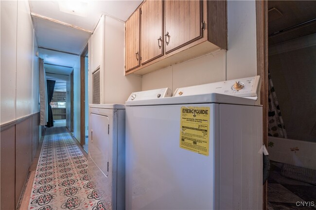Building Photo - 2223 NY-5S