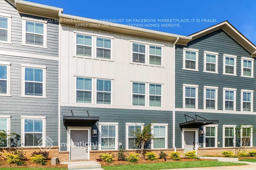 Building Photo - 13037 Western Ln