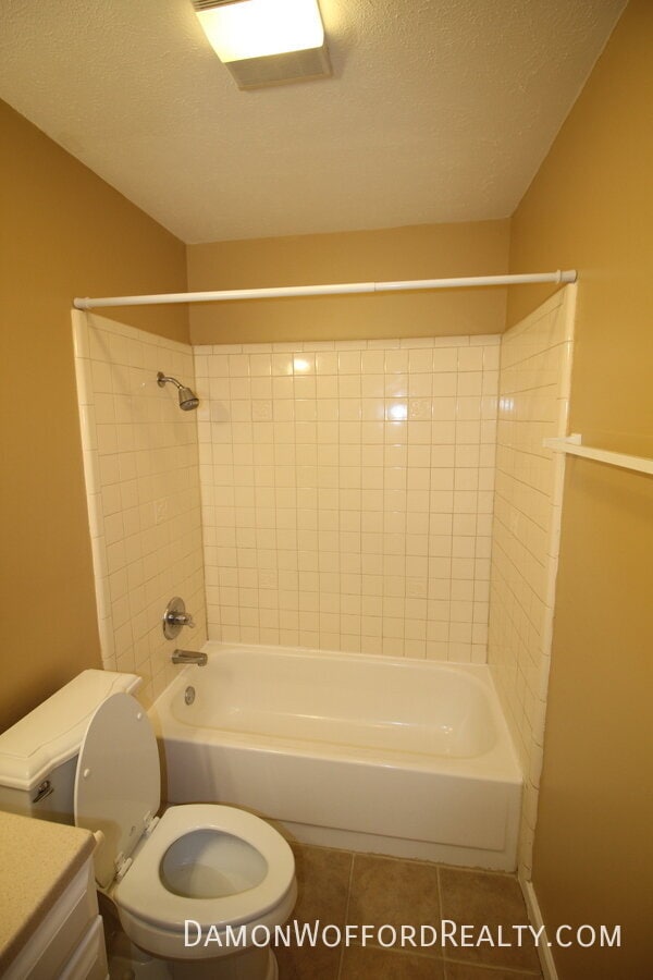Building Photo - 308 Longmeadow Ct N