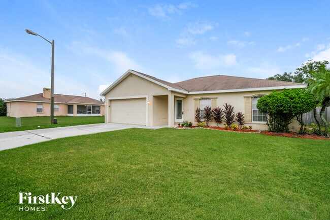 Building Photo - 5230 Snowy Heron Dr