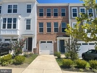 Building Photo - 419 Foxglove Way
