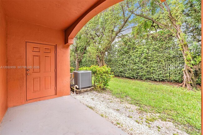 Building Photo - 17337 NW 7th Ave