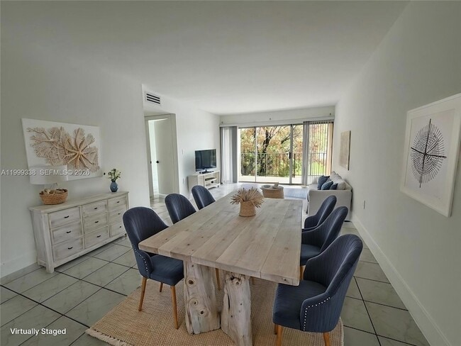 Building Photo - 706 NW 87th Ave