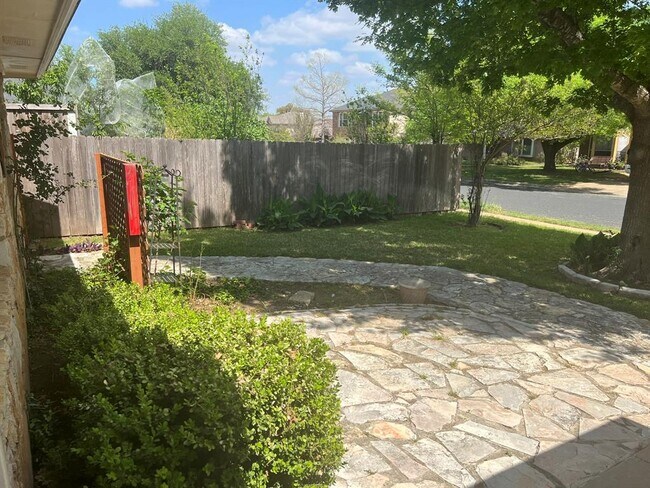 Building Photo - 8314 Columbia Falls Dr