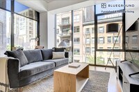 Building Photo - 676 N La Salle Dr