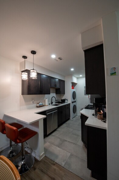 Building Photo - 3106 Pine Cone Ct