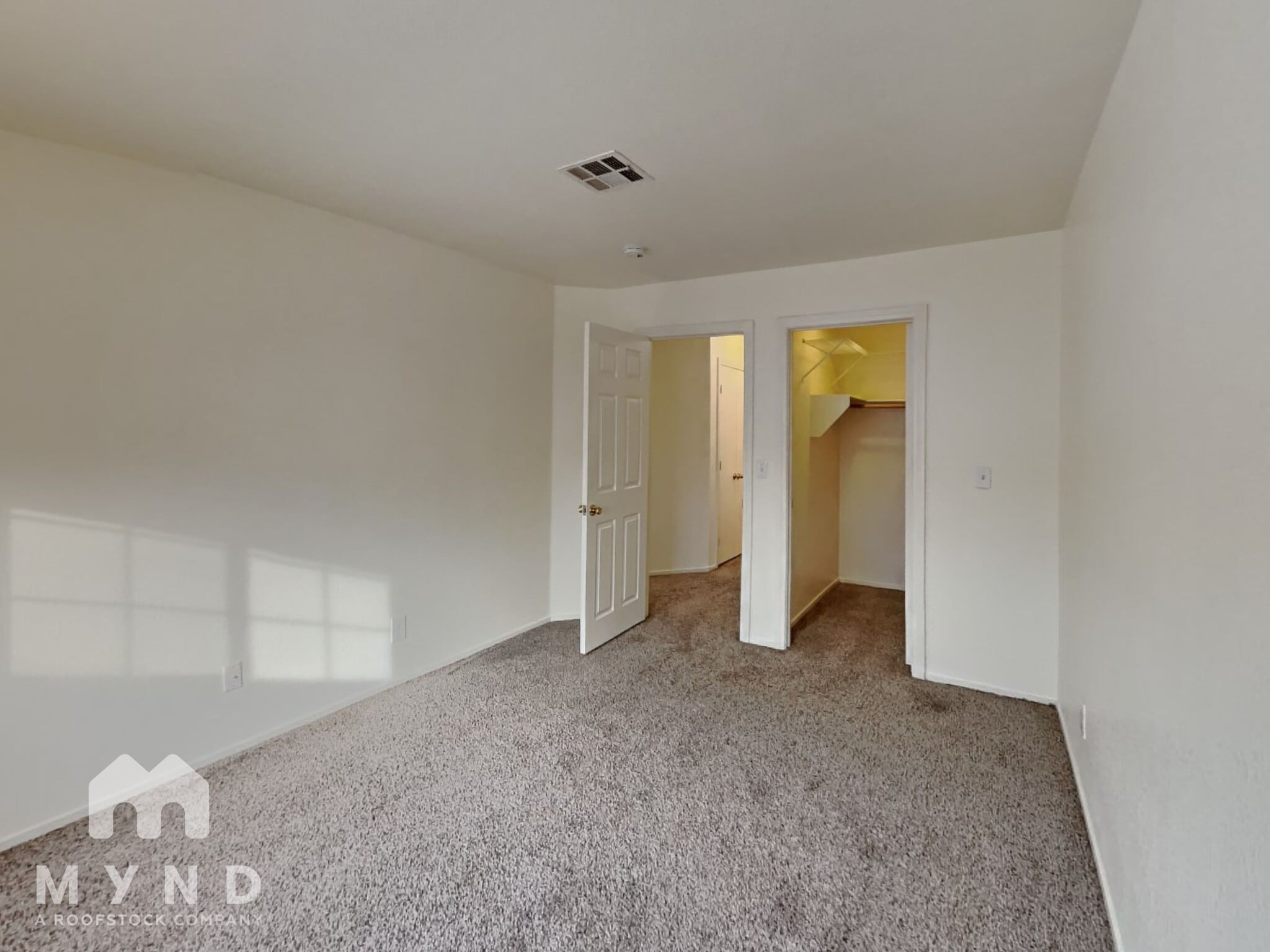Building Photo - 9564 Belle Esprit St