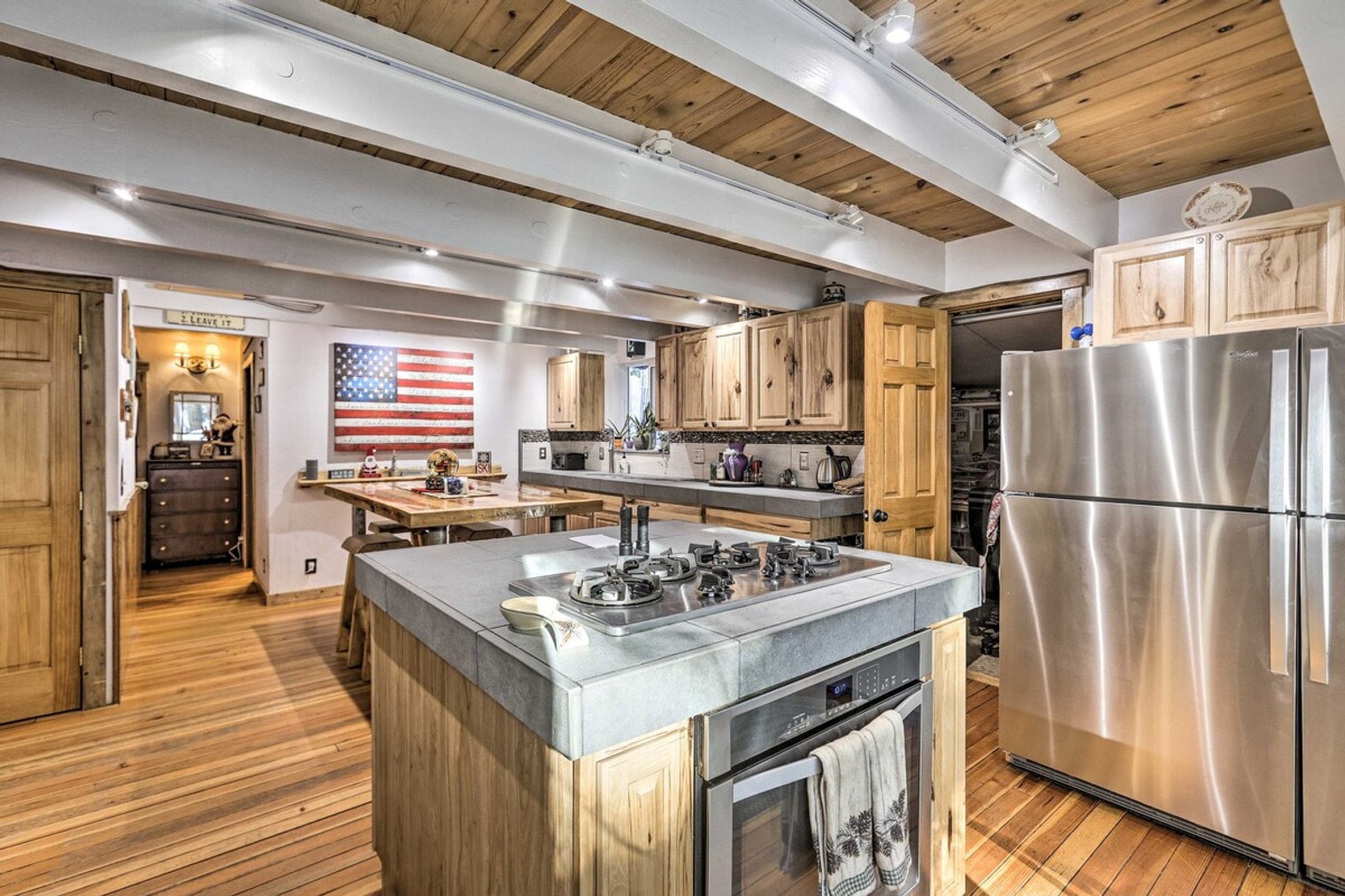 Building Photo - 1763 Narragansett Cir