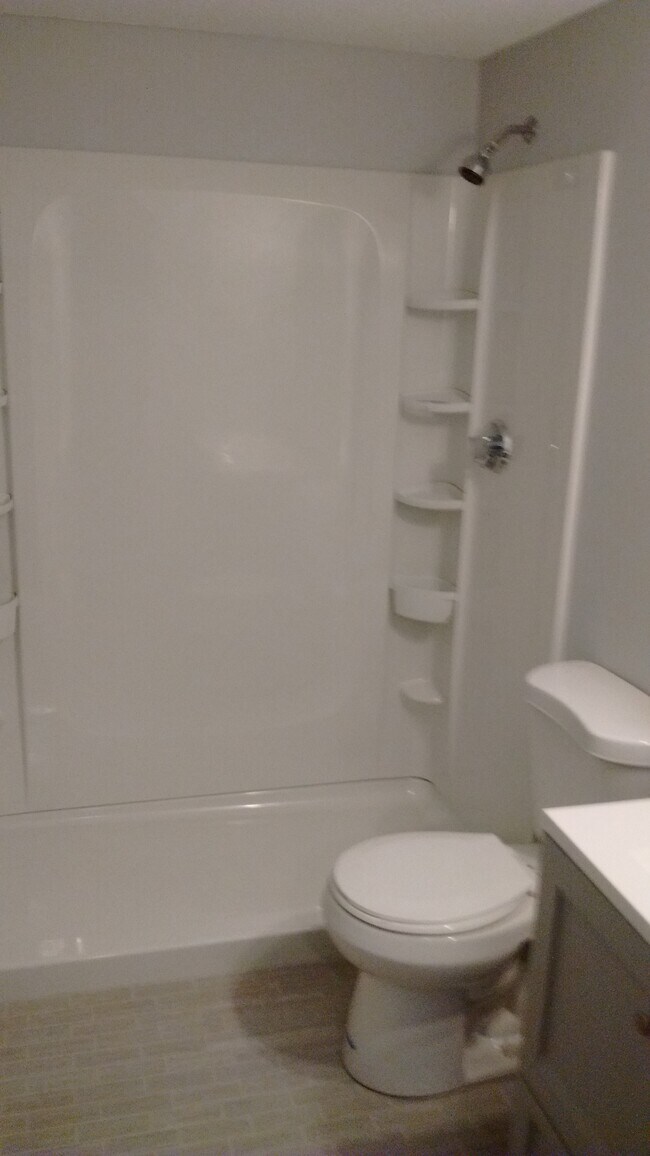 Building Photo - 1 silvestri circle