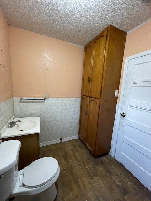 Bathroom - 1143 S Virginia Ave