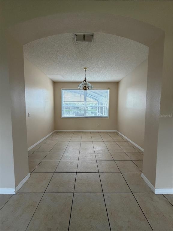 Building Photo - 12685 Enclave Dr
