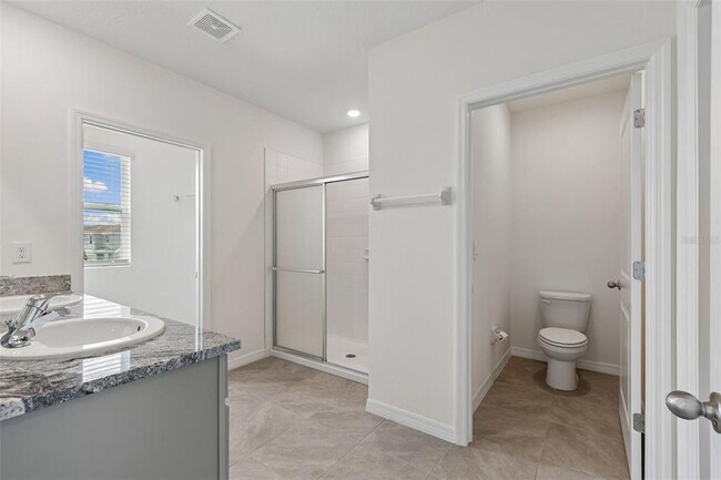 Building Photo - 8454 Ender Hls Dr