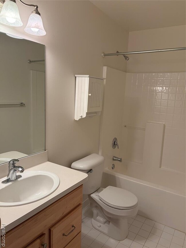 Building Photo - 28518 Carlton Way Dr