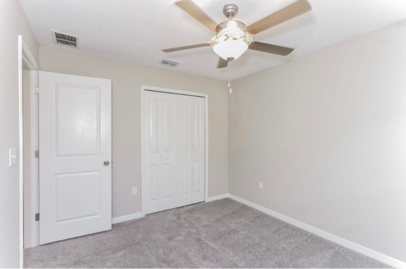 Building Photo - 8633 40th Cir E