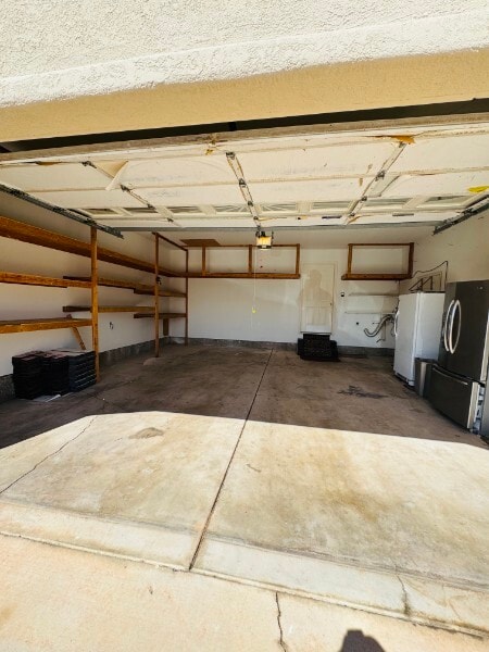 Building Photo - 304 W Mariposa Dr