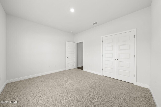Building Photo - 464 Eagle Lake Wy