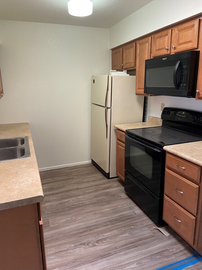 Building Photo - 3083 Shoshone Pl