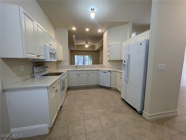 Building Photo - 8224 Sanctuary Dr
