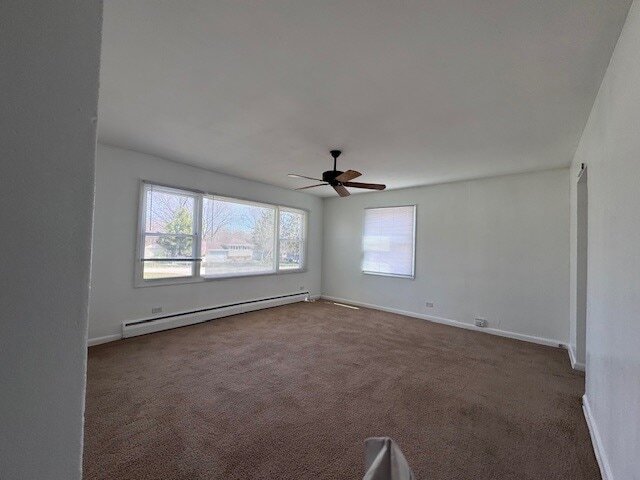 Building Photo - 28W625 Lester St