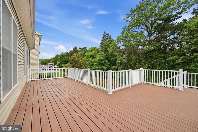 Building Photo - 24267 Purple Finch Dr