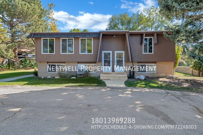 Primary Photo - Updated Holladay MAIN floor duplex