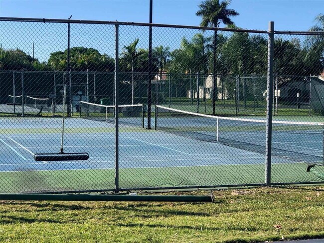 Building Photo - Southwest 115th Place, Miami, FL 33173 - 3 BR 2 BA single-family home
