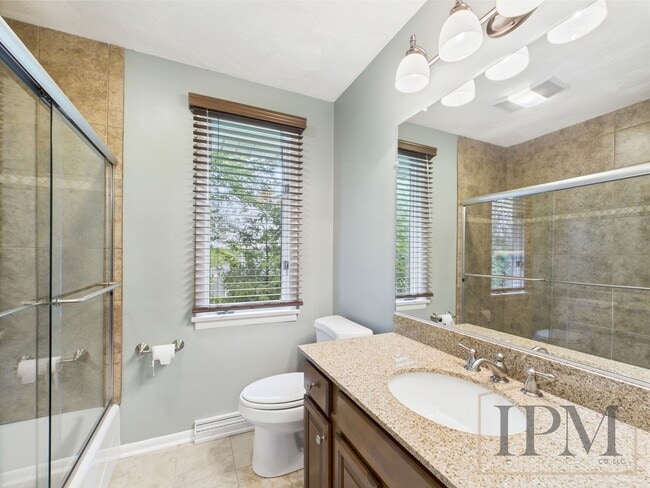 Building Photo - Fabulous 4 bedroom! York Suburban school d...