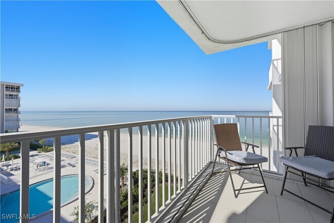 Primary Photo - 3443 Gulf Shore Blvd N