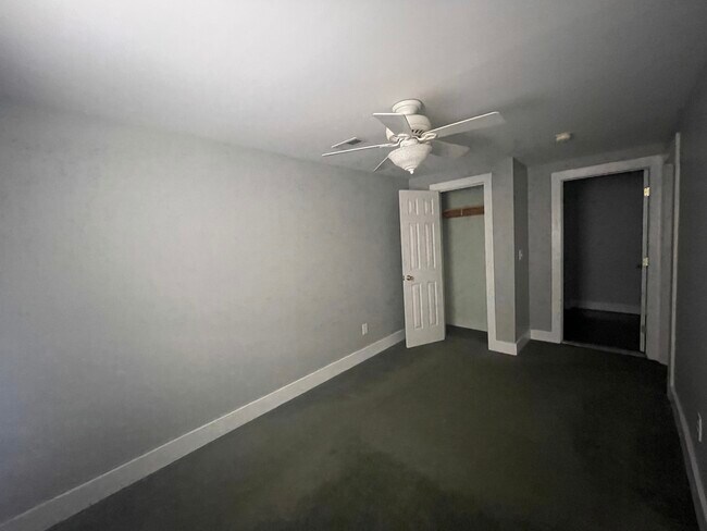 Building Photo - 238 Green St