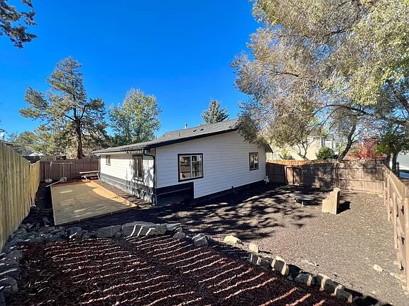 Building Photo - 61555 SE Alstrup Rd