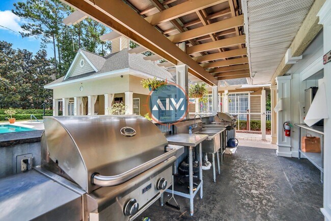Building Photo - Live the Lowcountry Lifestyle in Comfort a...