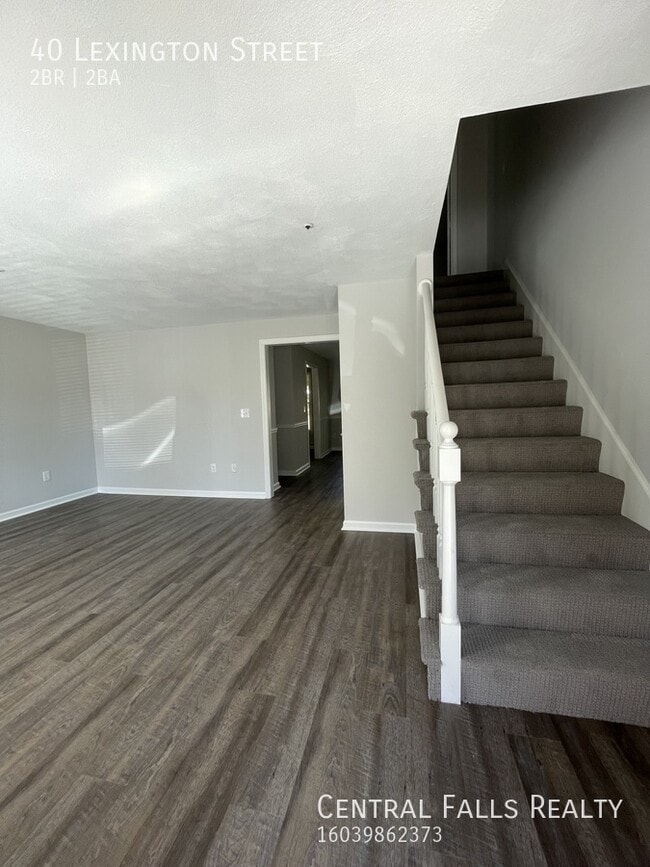 Building Photo - 40 Lexington St