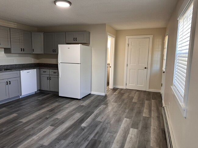 Building Photo - 177 West St