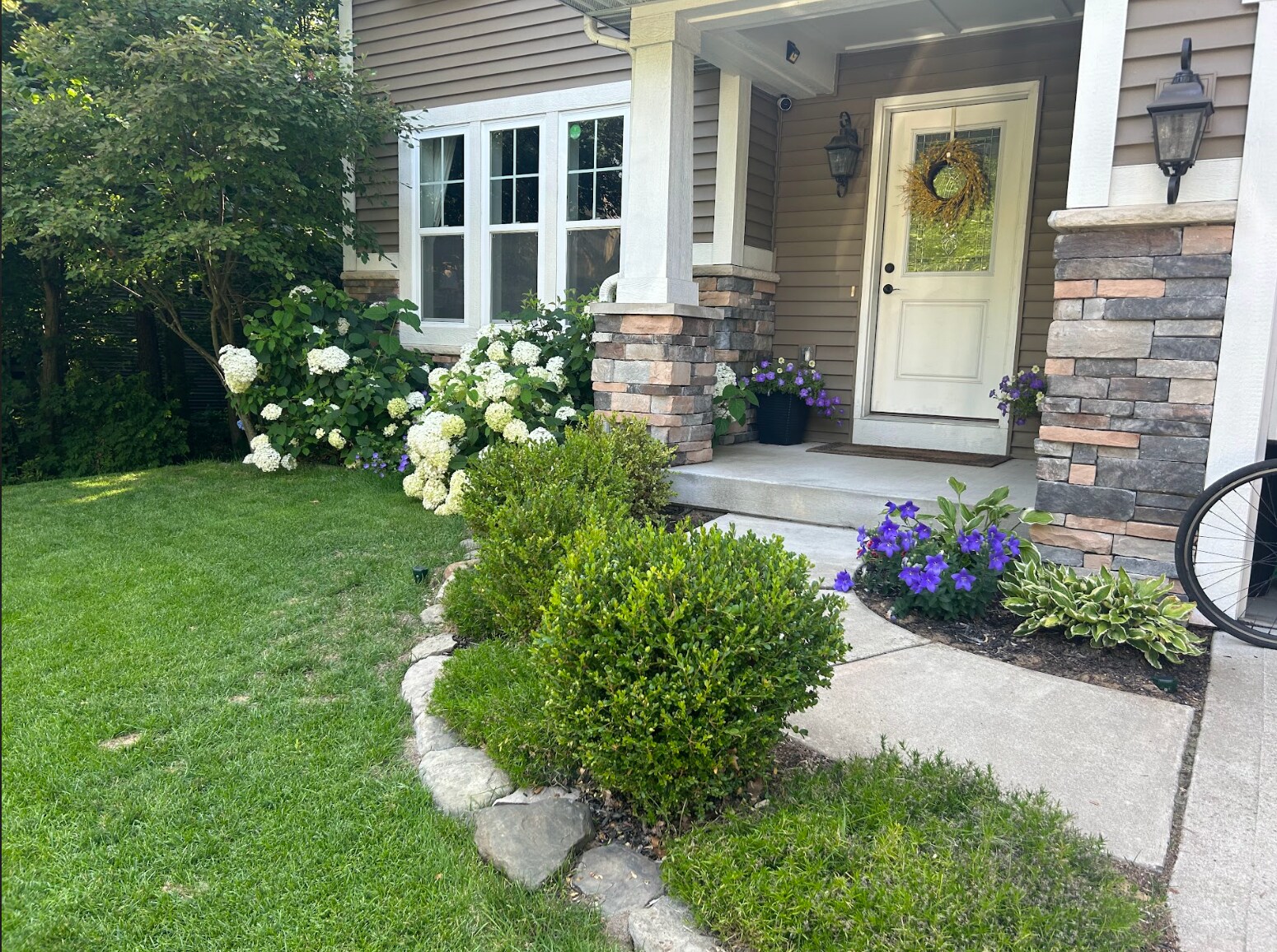 Front Porch - 6527 Sanctuary Trl