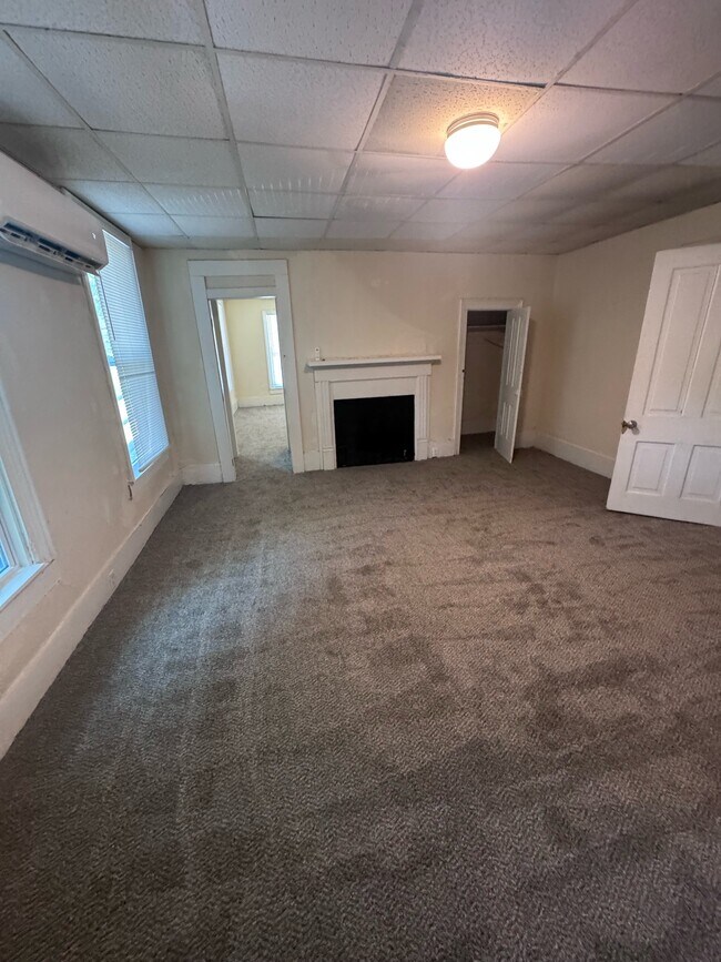 Building Photo - 403 Greenville St