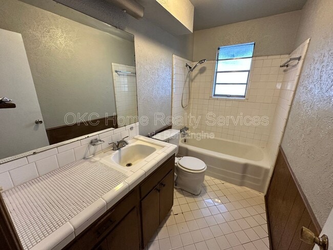 Building Photo - 2248 Laneway Cir