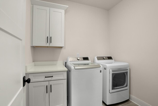 Building Photo - 500 Waycross Dr