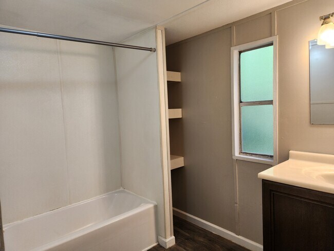 Building Photo - 2332 Park Edge Way