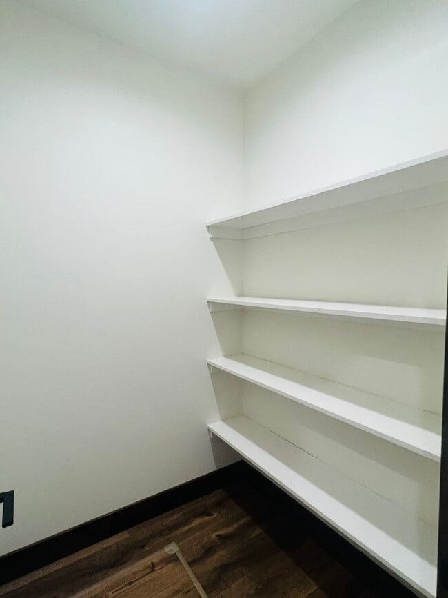 Building Photo - Newer Home - 3 Bedroom - 2 Bath - Corvallis