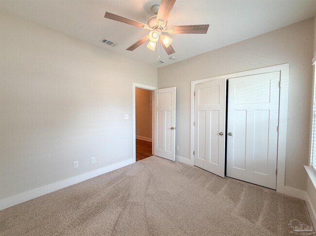 Building Photo - 5841 Winifred Ave