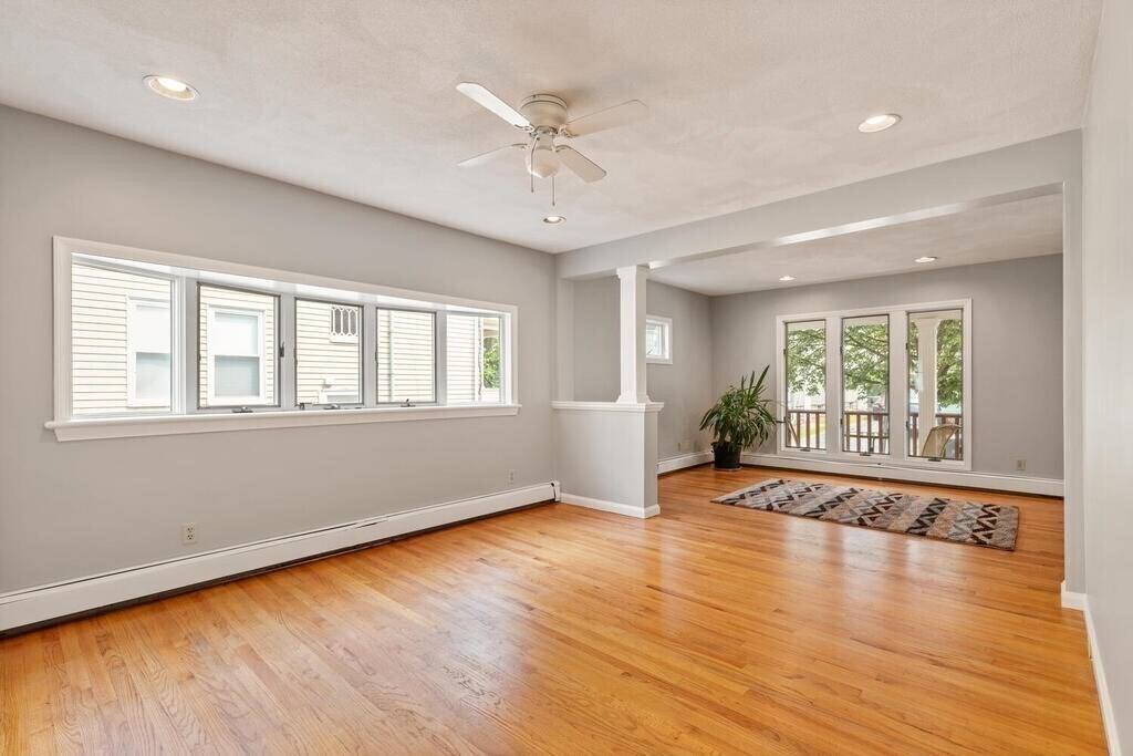 Building Photo - 44 Sunset Rd