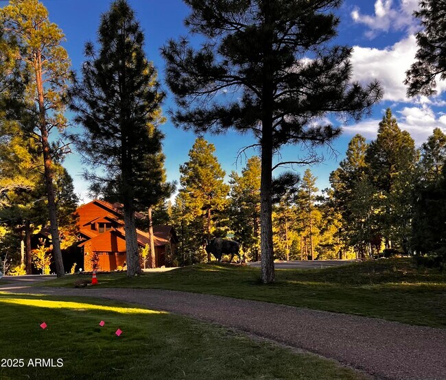 Building Photo - 3361 W Hansen