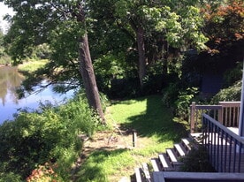 Building Photo - 24 Delaware Ave